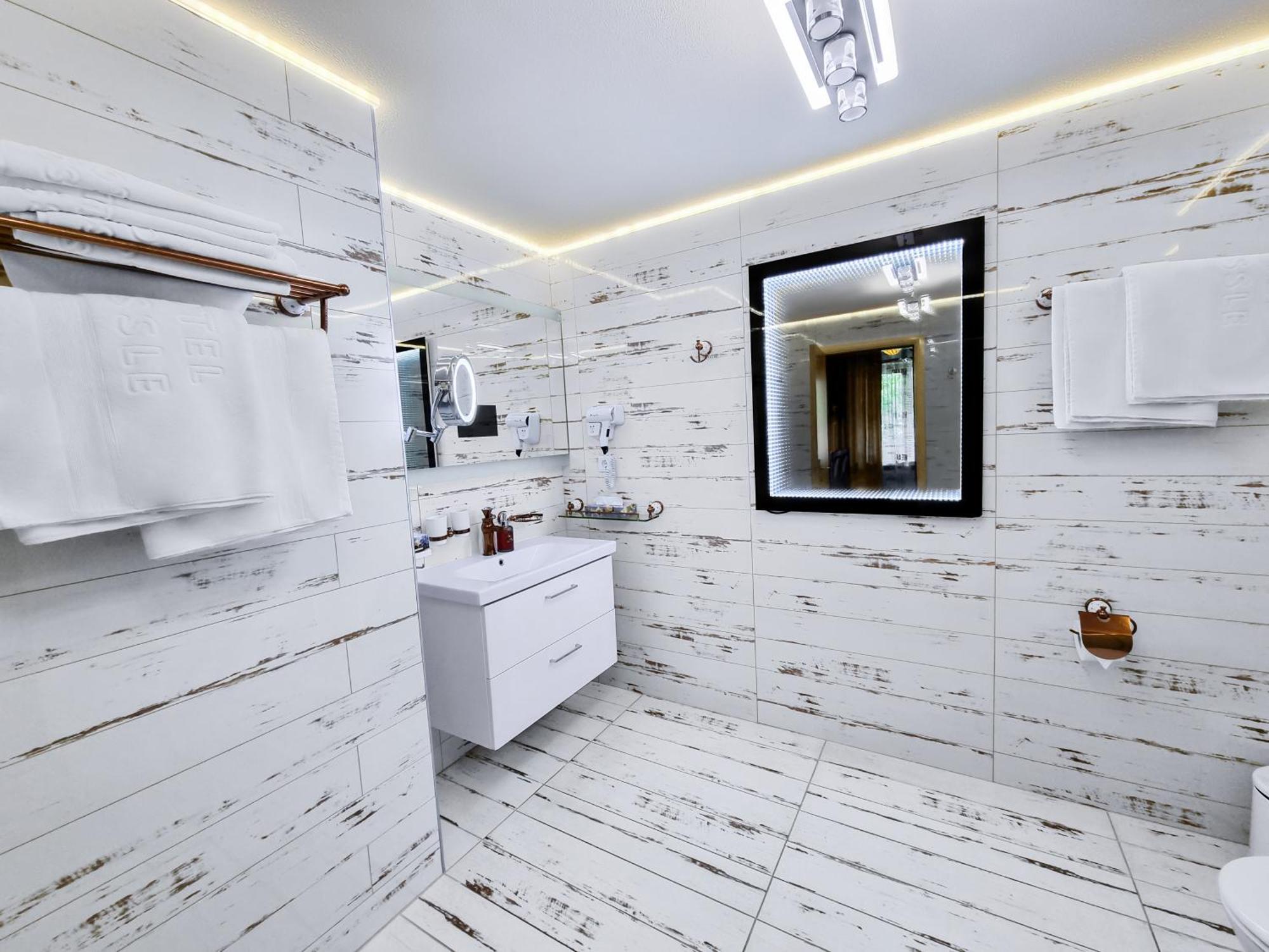 Hotel Roessle Dobel Rom bilde