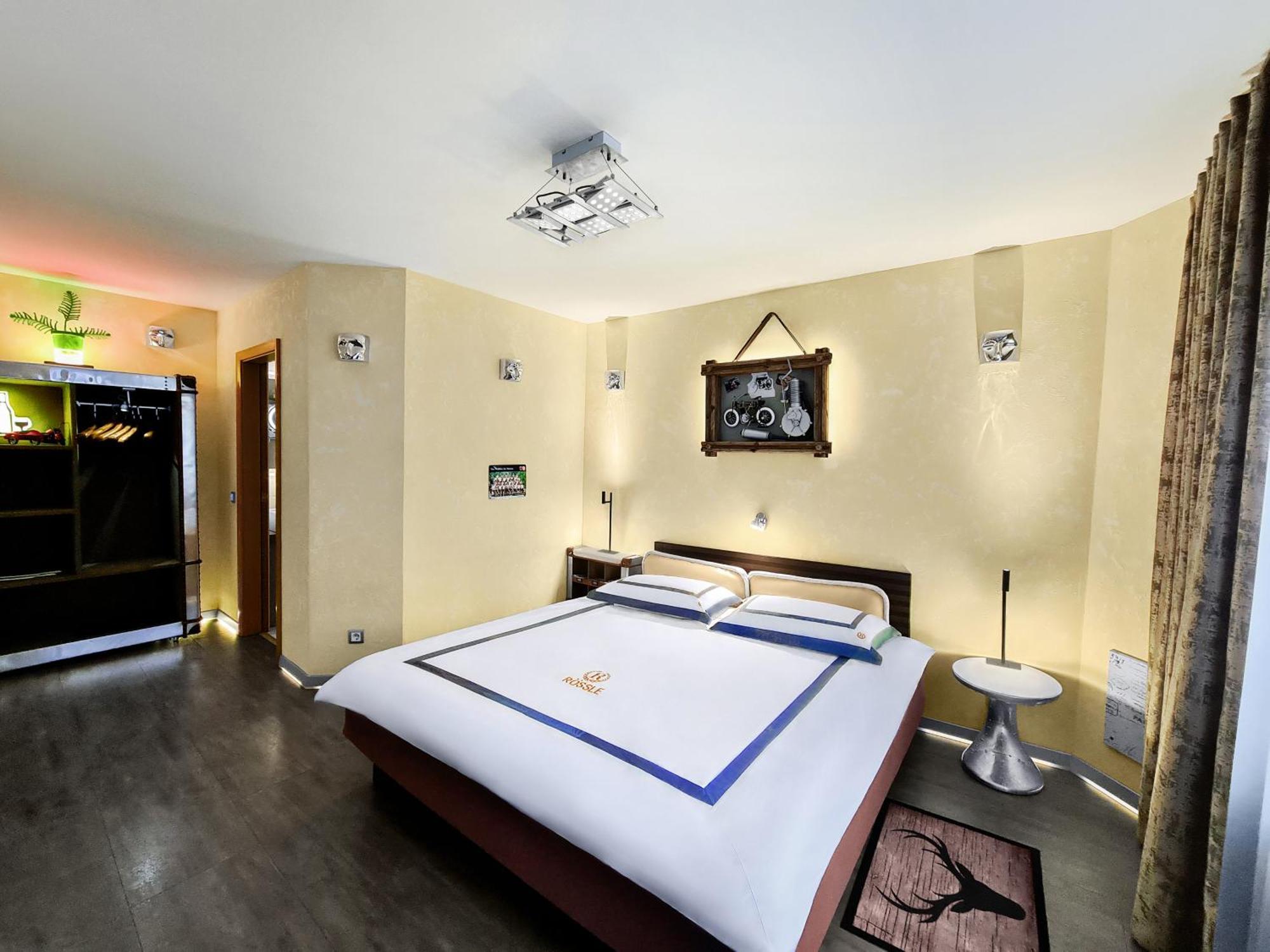 Hotel Roessle Dobel Rom bilde
